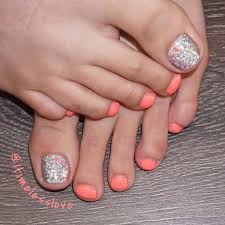 He dictates simple and uncomplicated ideas, which even novices in nail art will cope with. 21 Elegant Toe Nail Designs For Spring And Summer Crazyforus