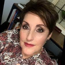 Emily Koza's Instagram, Twitter & Facebook