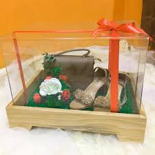 Membuat hantaran dari pakaian dalam sangat penting. 10 Jasa Rangkai Mahar Hantaran Seserahan Di Sragen Heikamu Com