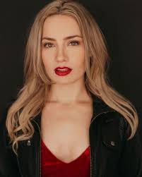 Kristina Small's Instagram, Twitter & Facebook