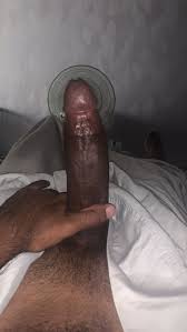 Aquí les muestro mí pene para que opinen mide 22 cm - Fotos Caseras X