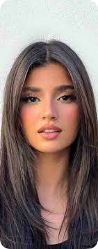 Dana Bly's Instagram, Twitter & Facebook