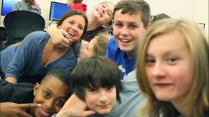 Collabrify Suite of Apps: Supporting Students Co-Creating Artifacts