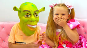 Diana and roma playing with huge eggs surprise toys. Diana And Roma Play With Toys Giant Surprise Eggs Youtube