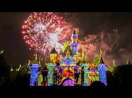 Full Remember Dreams Come True 2018 Fireworks At Disneyland Park Youtube Disney Fireworks Disneyland Park Disneyland California