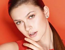 Daniela Stopponi Projekty :: Photos, videos, logos, illustrations and  branding :: Behance