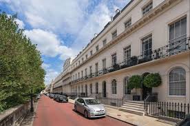 Buckingham palace is the london home and the administrative center of the british royal family. Pin On Our English Properties