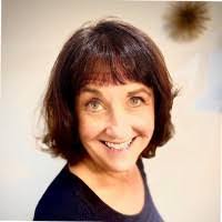 Jeanette Blanco's Instagram, Twitter & Facebook