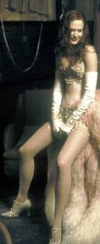 Moulin rouge!, 2001 costume design: Beauty Will Save The World