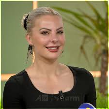 'A kanë flirtuar me ty deputetët e Kuvendit të Kosovës'