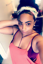 Danielle Caro's Instagram, Twitter & Facebook