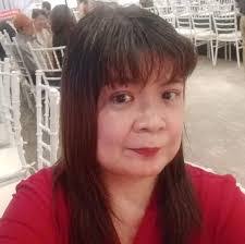 Petra Robertson's Instagram, Twitter & Facebook