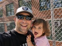 Jerry Smothers's Instagram, Twitter & Facebook