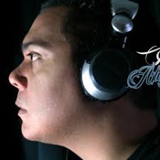 Stream Alejandro Ferrer music