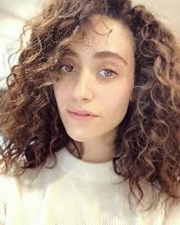 Podu teledrama actress real name,age,home town, education, birthday පොදු. Emmy Rossum Shared Why And How Her Hair S Been Looking So Great Lately Fashion Magazine