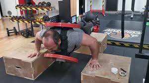 Weighted Push Ups The Forgotten Exercise Kensui