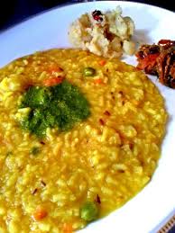 Dal Khichdi Recipe Vegetarian Meals For Kids Indian Food Recipes Easy Indian Recipes