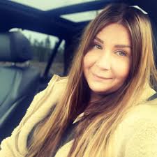 Kvällsackord avklarat, ett härligt uterum fick Forbo flotex tiles, ”calgary  grey” inlagt. Nu önskar vi alla kunder och partners en trevlig midsommar!  #uterum #textilplattor #iegolvochkakel