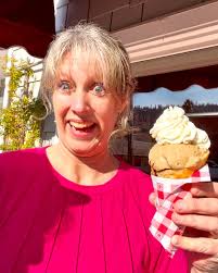 Jersey Scoops Ice Cream at Home Cooking