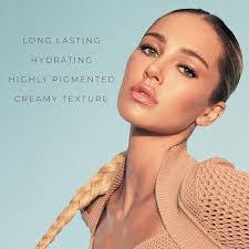 Heidi Shade's Instagram, Twitter & Facebook