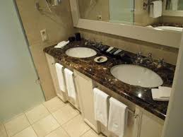Having a small lavatory … Das Hotelbadezimmer Und Seine Ausstattung Hotelier De