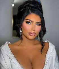 Darlene Diaz's Instagram, Twitter & Facebook