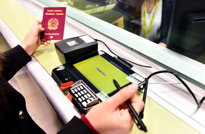 Poste Italiane, passaporti da record