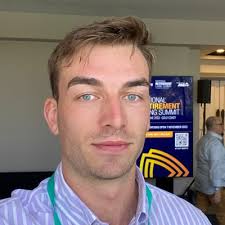 Salespeople: How would you respond? Two days after giving a demo, you  receive an email from your prospect that says: "Thanks for the demo, we've  going with someone else." How do you