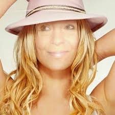 Ellen Wissink (@lottellen)