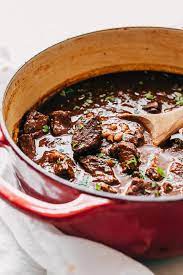 Add italian seasonings, chili powder, smoked paprika, cumin, brown sugar, vinegar, tomatoes, beans, black pepper, salt, diced jalapenos, and red pepper flakes. Rancher S Texas Chili Chili Con Carne Recipe Little Spice Jar