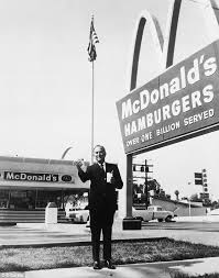 Ray kroc's net worth was $600 million on his final day ‎(jan 14, 1984), today. Mcdonald S Ray Kroc Cheated The Brothers Who Really Started Empire Out Of 300m Daily Mail Online