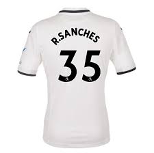In 2016, renato sanches enjoyed a kick about as he was officially unveiled as a bayern munich player. Squawka News ×'×˜×•×•×™×˜×¨ Done Deal Renato Sanches Has Joined Swansea From Bayern Munich On A Season Long Loan Deadlineday