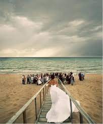 How You Can Attend Beach Wedding Without Chairs With Minimal Budget Simple Beach Wedding Budget Beach Wedding Small Beach Weddings