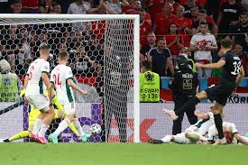 Kylian mbappe lors du match de poules de l'euro de la france contre la hongrie, le 19 juin à pour l'allemagne (3 pts), le spectre d'une nouvelle élimination au premier tour, trois ans après la débâcle. 1fpcbn3tjxhyxm