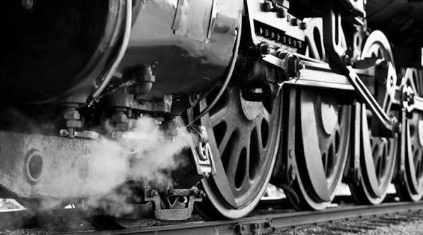India's Oldest Train Completes 106 Years Today! | ixigo Travel Stories
