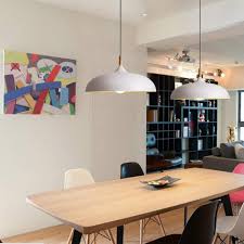 Le luminaire est composé de 6 branches entremêlées au bout desquels joli plafonnier eternity 4 bras au style contemporain. E27 Plafonnier Luminaire Suspensions Lampe Blanc Vernis Suspensions Luminaire Contemporain Suspensions Lampe Eclairage De Plafond Luminaires Eclairage