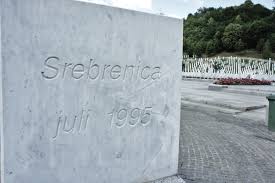 Mladic was one of europe's most wanted war crimes suspects until his arrest near belgrade in may 2011. Das Massaker Von Srebrenica Gedankenkarawane