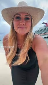 Jamie Burress's Instagram, Twitter & Facebook