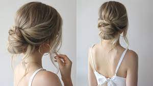 I M Thrilled To Share This Simple Updo Hair Tutorial With You It S The Perfect Summer Hairstyle Esp Easy Bun Hairstyles Simple Updo Simple Wedding Hairstyles