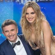 Pc, tablet e la pay tv italiana più famosa infatti, offre i primi 4 canali rai in qualsiasi dei propri bouquet e la qualità di base è sempre quella dell'alta definizione. Italien Tv Sendung Parliamone Sabato Lost Proteste Aus