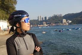 自行車頭盔 / 自行车头盔 ― zìxíngchē tóukuī ― bicycle helmet. ç‰›å¹´å–®è»Šè¡Œå¤§é‹æ…Žé¸è£å‚™é¨Žå¾—å®‰å…¨é¨Žå¾—åž‹ Touræ½®éŠå¤©ä¸‹ é›œèªŒ