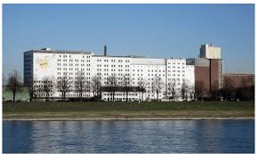Bereits seit 1901 sichert die stadtwerke langenfeld gmbh die gasversorgung in langenfeld. Aurora Mit Dem Sonnenstern Die Ellmuhle Im Deutzer Hafen Der Koln Lotse