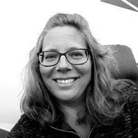 Hilda Geer's Instagram, Twitter & Facebook