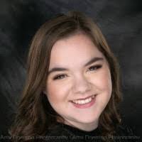 Stephanie Durr's Instagram, Twitter & Facebook