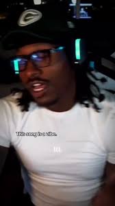 Drakes Reaction to Duke Dennis Singing A Song