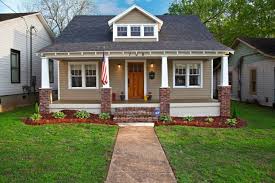Be sure your strips will be plumb when attached by using a plumb bob or carpenters level as you mark the locations for each strip. 9 Red Brick And Siding Color Combinations For The Best Exterior Look Aprylann