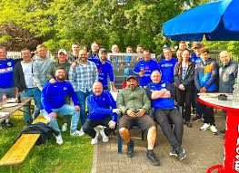 Gruß von den alten Herren 🍻🍻