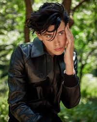 Austin tindle was born on november 18, 1984 in orlando, florida, usa as austin michael tindle. Austin Butler With Black Hair The Hollywood Gossip