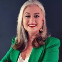 200+ "Penaluna" profiles