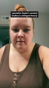 Mallory Macdonald Taylor Swift